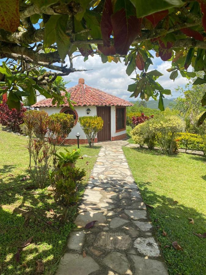 Hotel Campestre La Loma Curití Eksteriør bilde