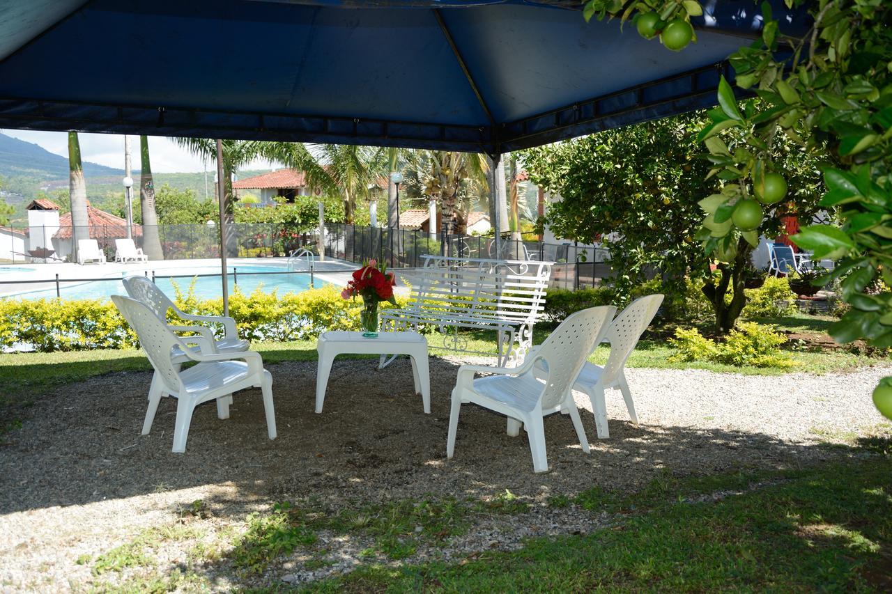Hotel Campestre La Loma Curití Eksteriør bilde